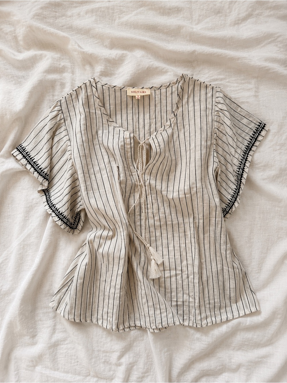 Solitaire Striped Flutter Sleeve Blouse | Cream Black Boho Tassel Top M